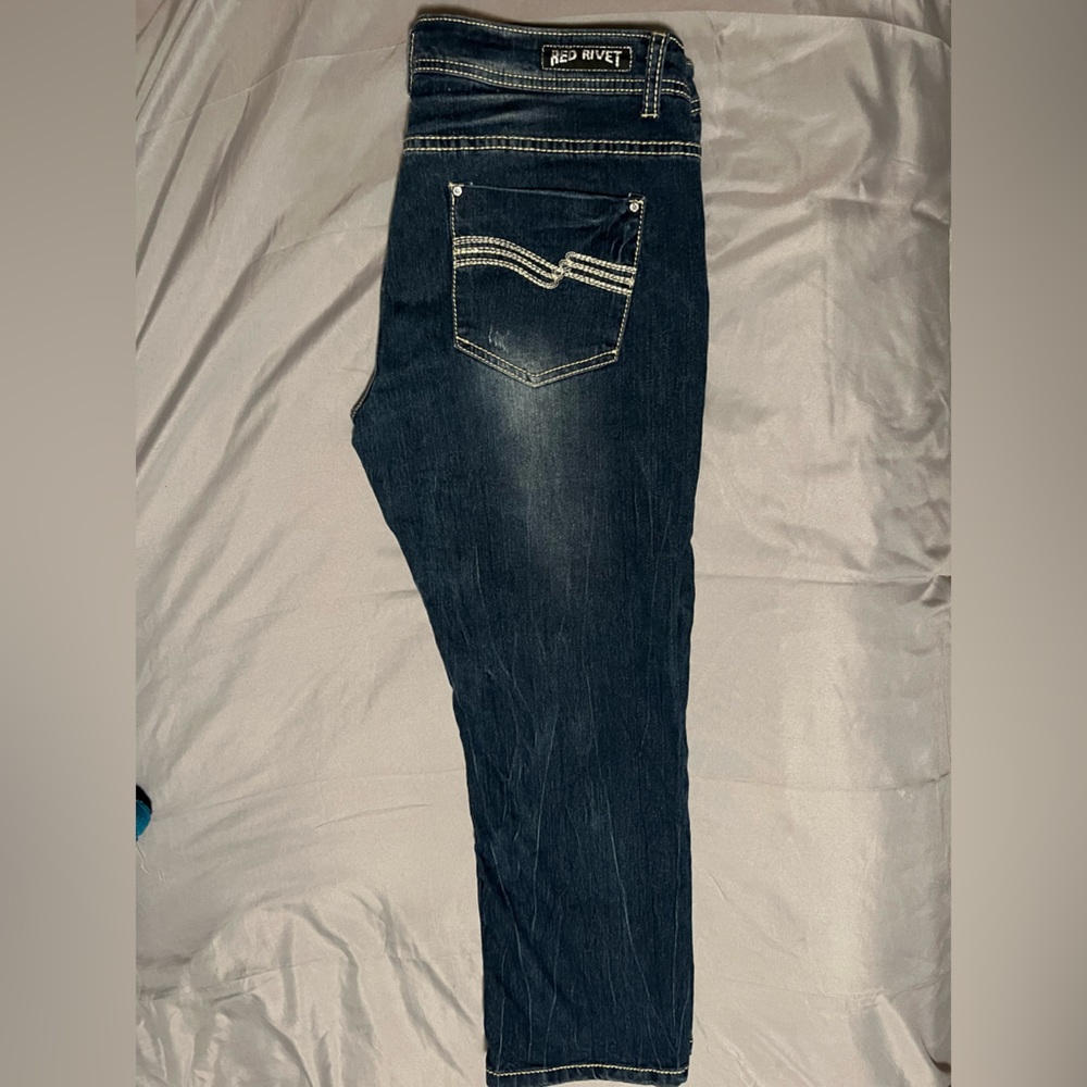 Red Rivet Ankle ripped jeans with white stitching